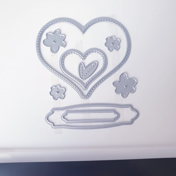 Produktpaket "Florales Herz"; Hybrid-Prägeform & Stanzformen von Stampin' Up!