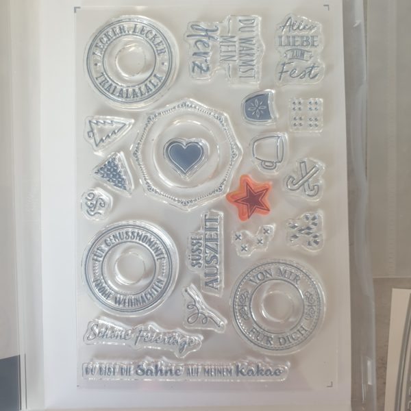 Produktpaket "Herzerwärmend"; Stempelset & Stanzformen von Stampin' Up!